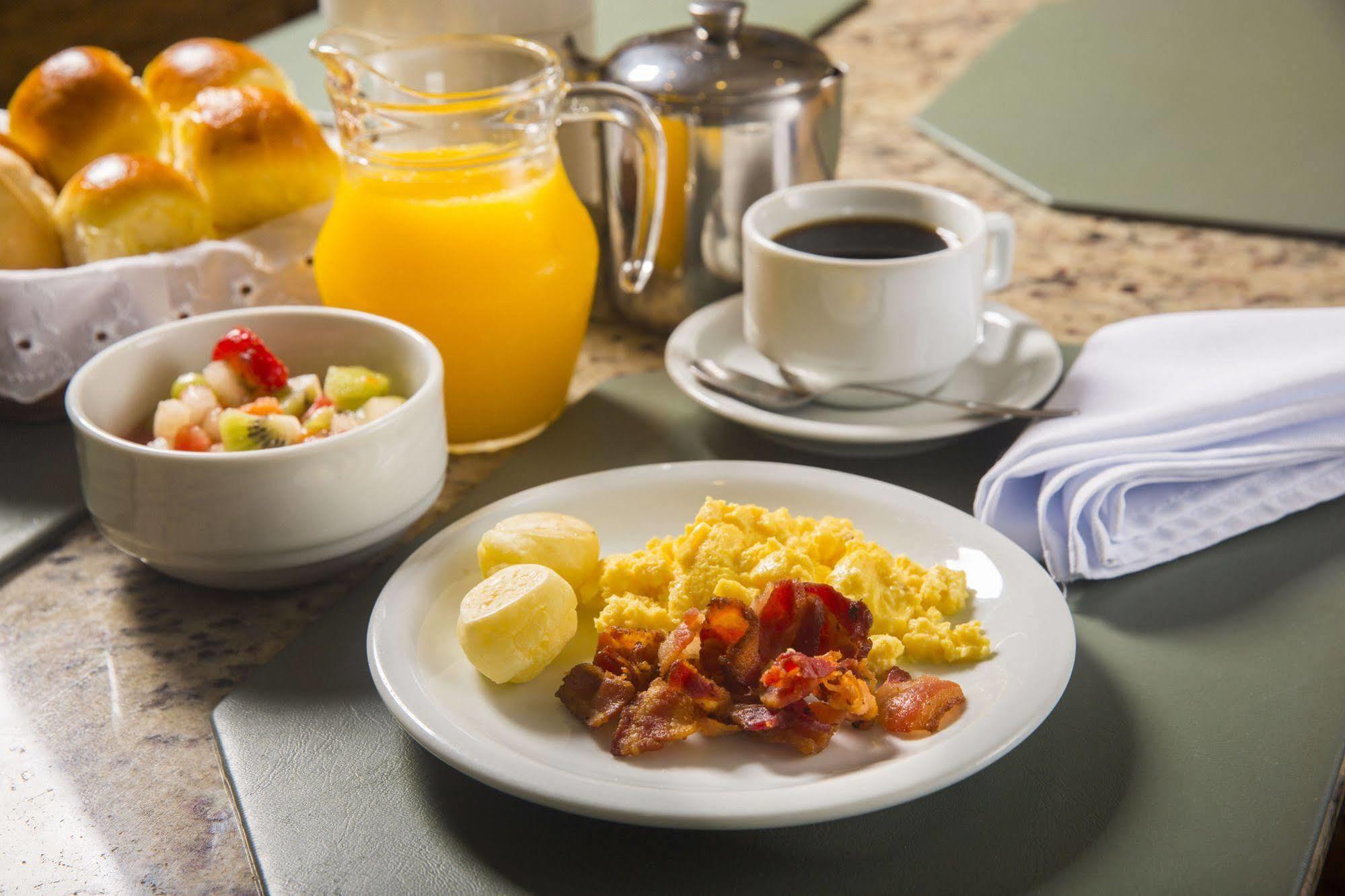 Savoy Othon Lite Hotel